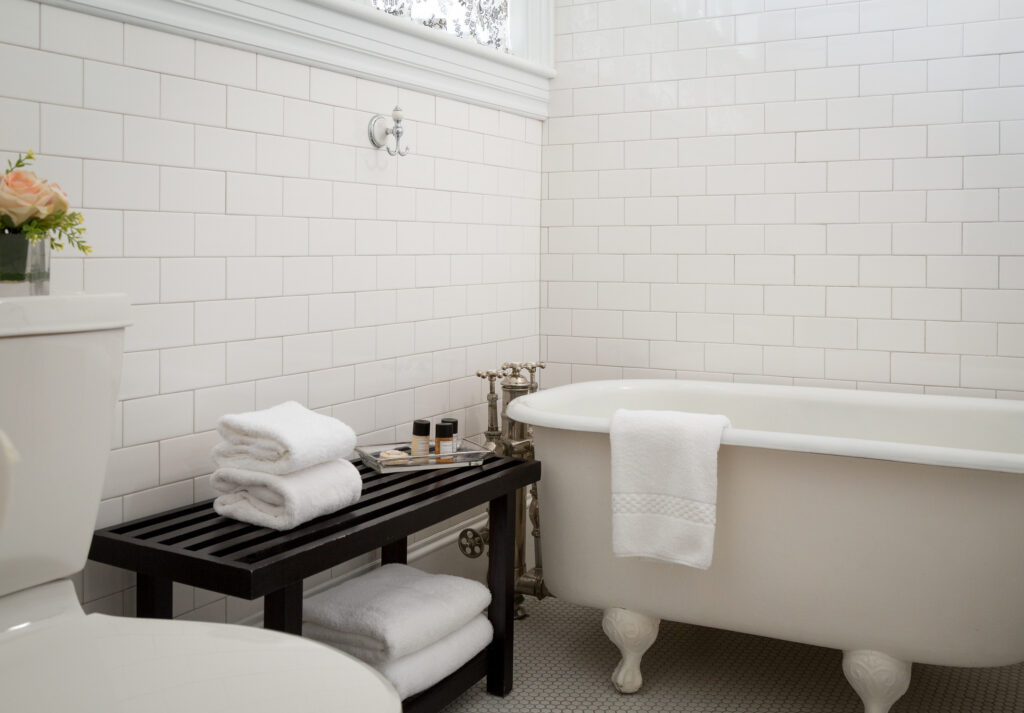 greenville maine hotels