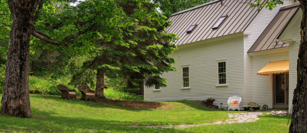 moosehead lake maine hotels